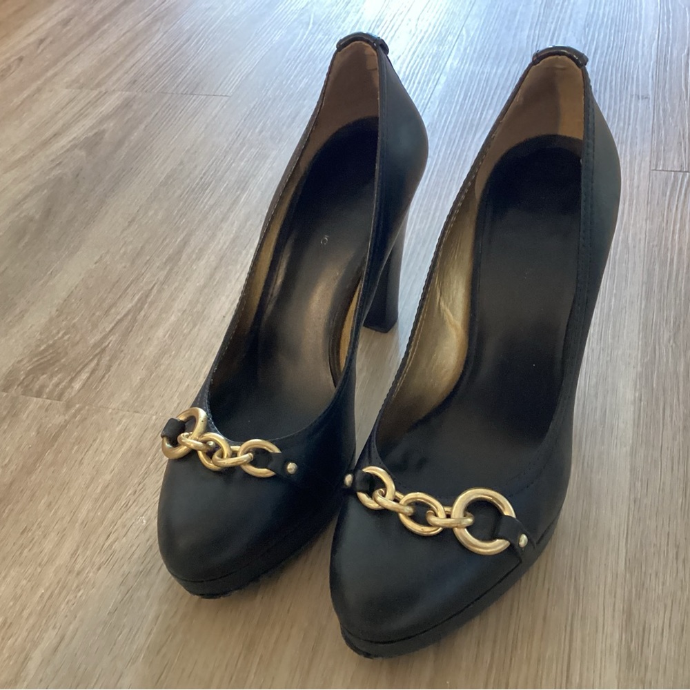 Banana republic heels